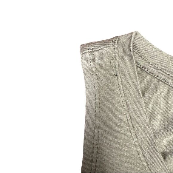 Heart and Hips Green V Neck Knot Front Crop Tank Top Size Medium - Picture 6 of 6